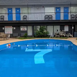 Hotel 7 Nights